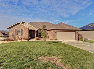 675 E Simpson St, Willard, MO 65781