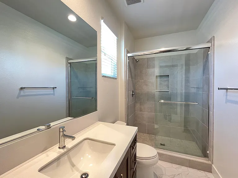 301 Sawbuck — Photo 10