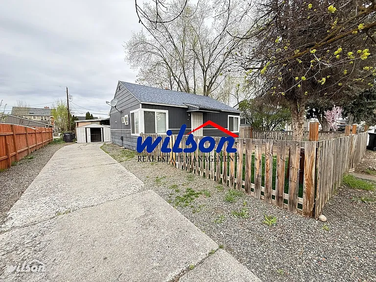 808 S 2nd Ave — Photo 1