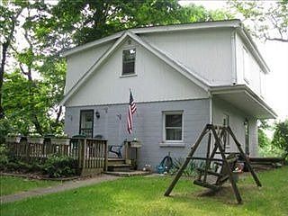 1st image of 661 N Way St