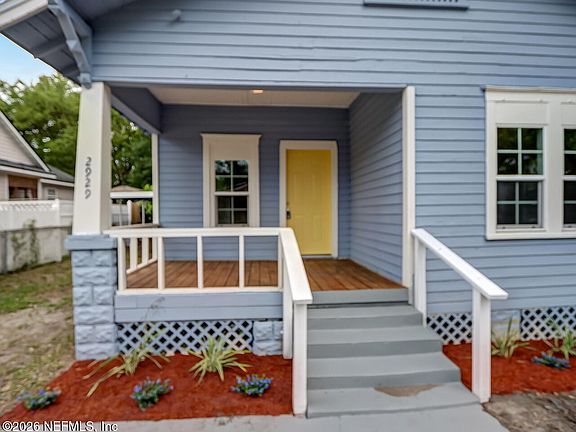 4th image of 2929 SPENCER Street