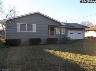 5379 Alva Ave NW, Warren, OH 44483