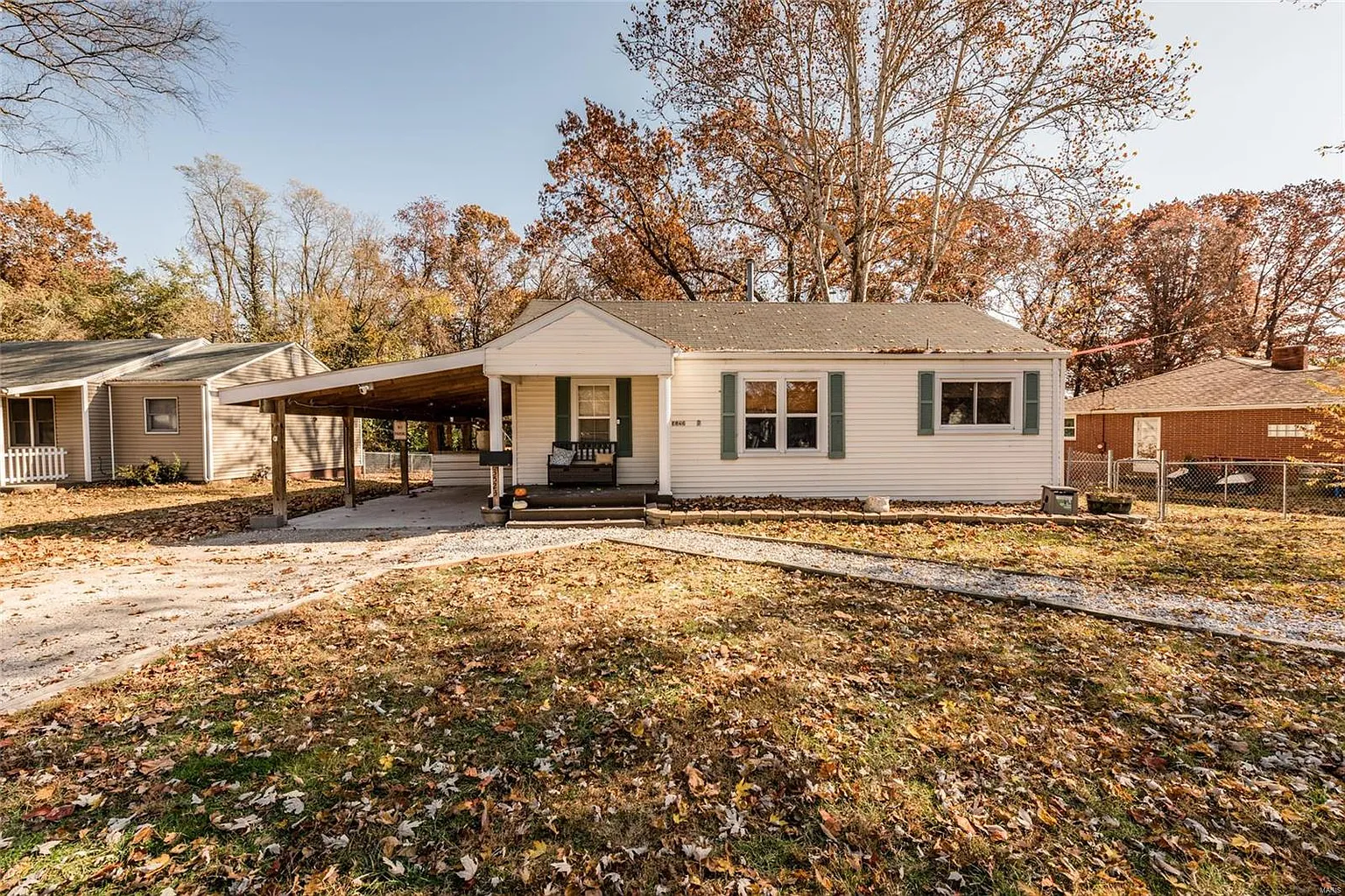 3523 Hoover Dr photo 1