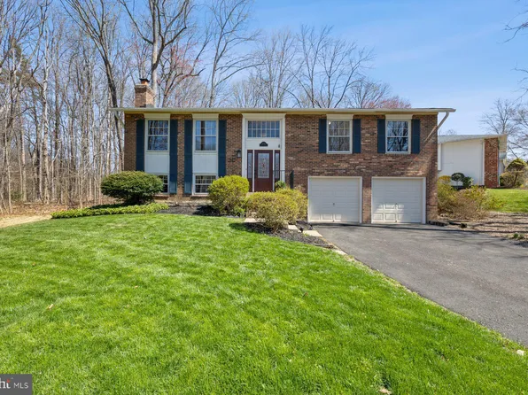 9008 Arley Dr, Springfield, VA 22153