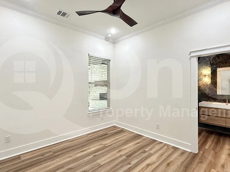 111 Tylee Cir — Photo 13