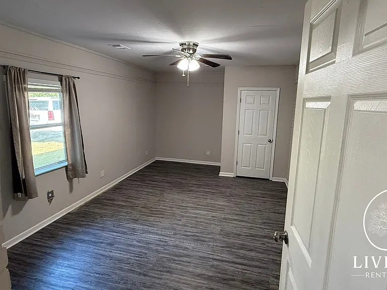 70 Thornton Dr NE — Photo 7