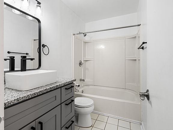 3rd image of 1724 Placid Ct