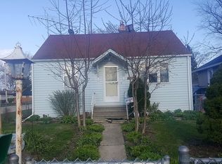 2401 Gilboa Ave, Zion, IL 60099