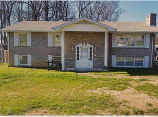 136 Thompson St, Kingsport, TN 37660