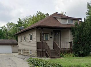 9035 W Greenfield Ave, Milwaukee, WI 53214