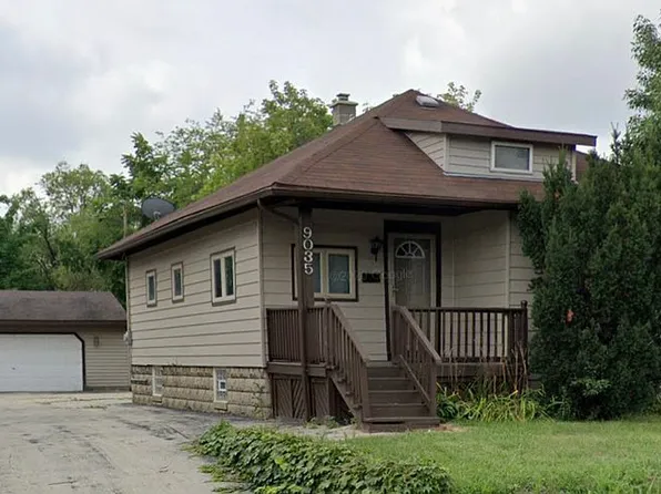 9035 W Greenfield Ave, Milwaukee, WI 53214