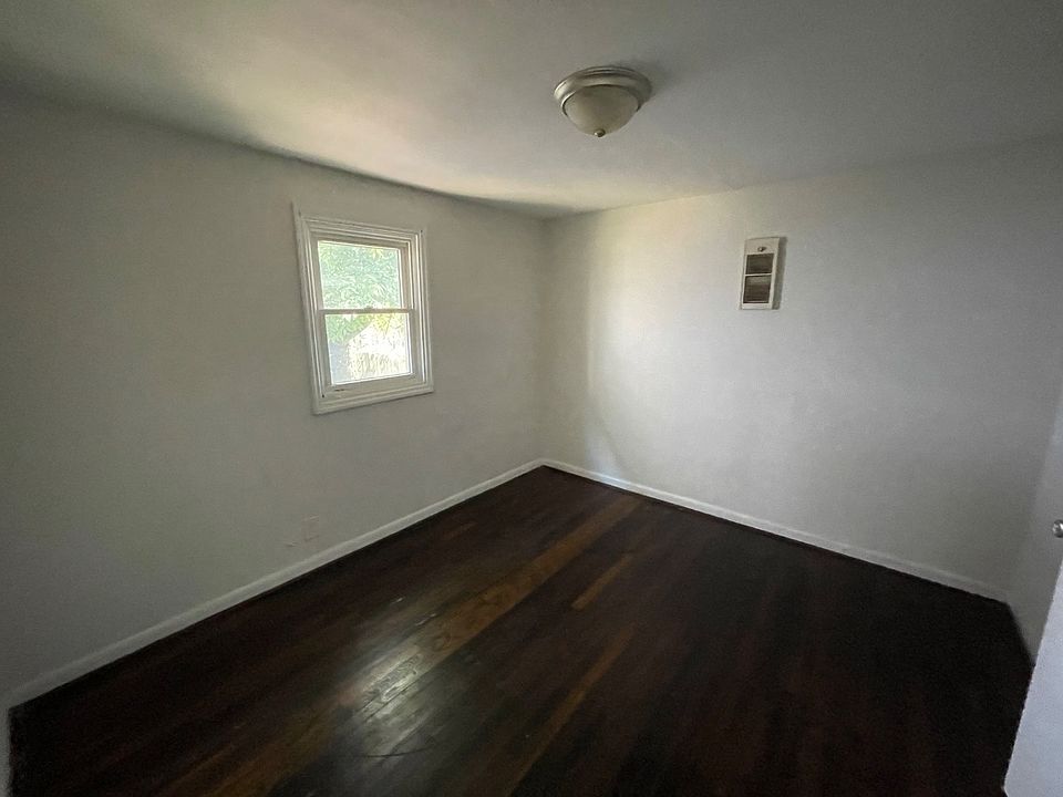 Unit Photo