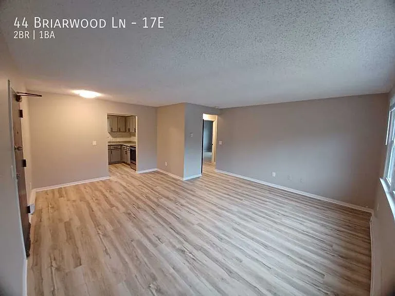 44 Briarwood Ln #17E — Photo 18