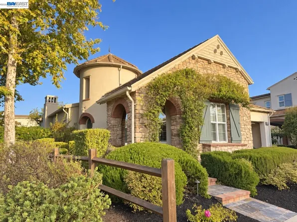 3863 Welshland St, Danville, CA 94506