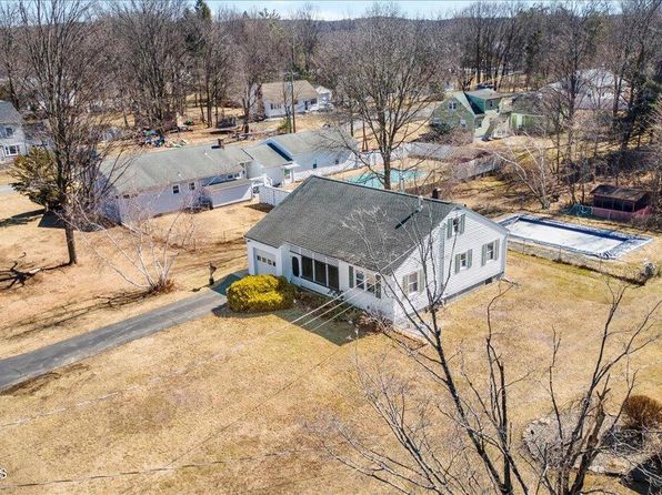 10 Bri-Lan Avenue, East Greenbush, NY 12061