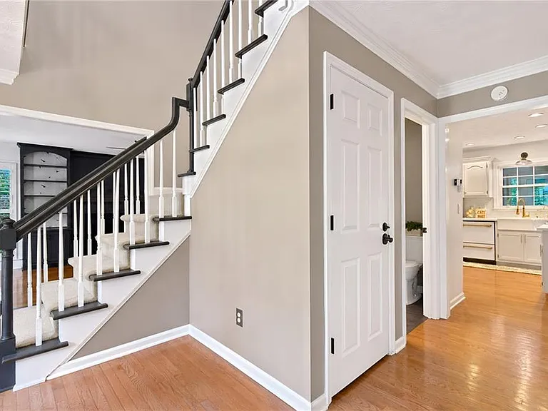 320 Derby Ridge Trce — Photo 36