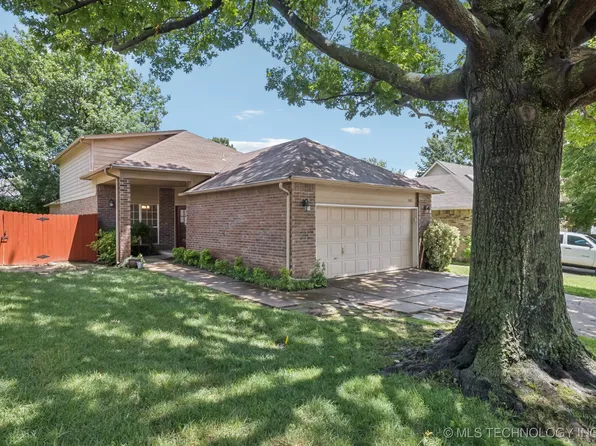 5117 E 89th St, Tulsa, OK 74137