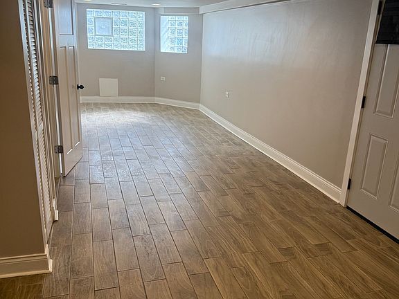 5th image of 1652 S Ridgeway Ave