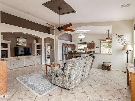 5th image of 18056 W BUENA VISTA Drive