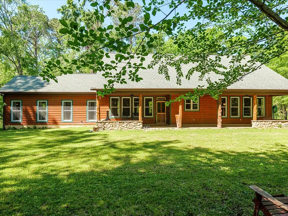 1626 Swint Rd