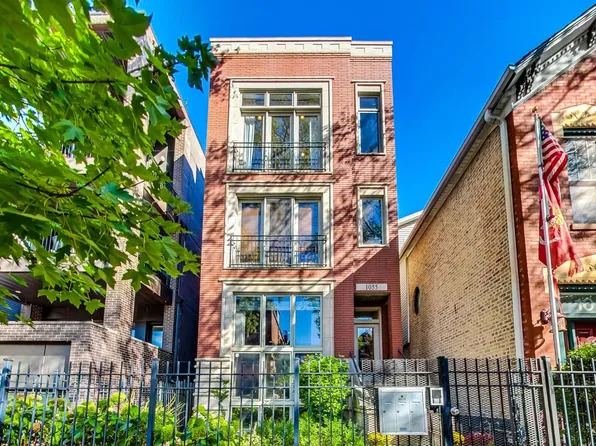 1055 N Wood St #3, Chicago, IL 60622