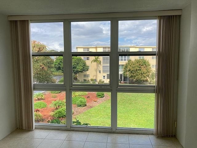 1st image of 2601 NE 3rd Ct APT 302