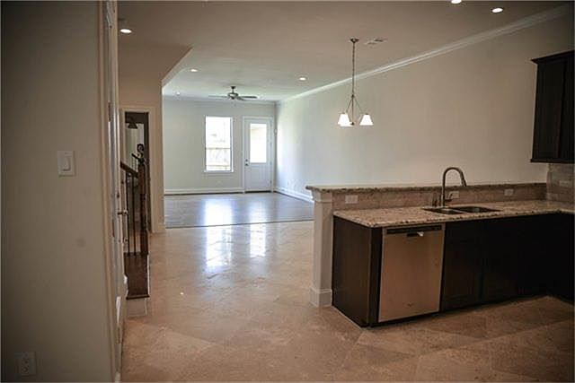 1st image of 4403A Schuler St