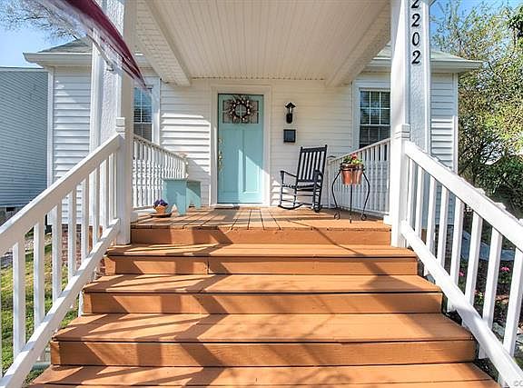 4th image of 2202 Parkside Ave