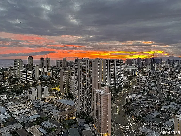 2499 Kapiolani Blvd #3800 — Photo 27