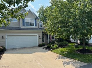1225 Cloverberry Ct, Broadview Heights, OH 44147
