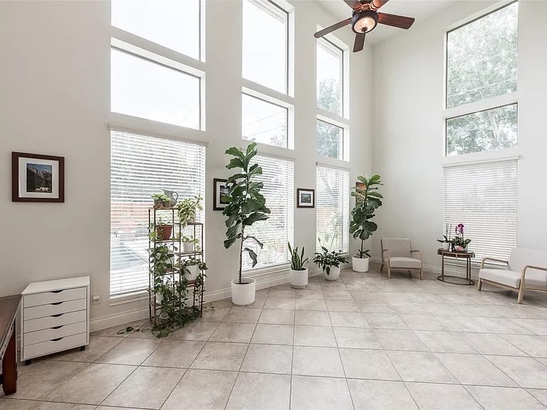 2447 Monarch Terrace Dr — Photo 18