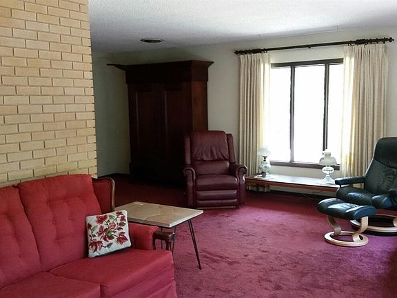 4th image of 1309 Fletcher Dr