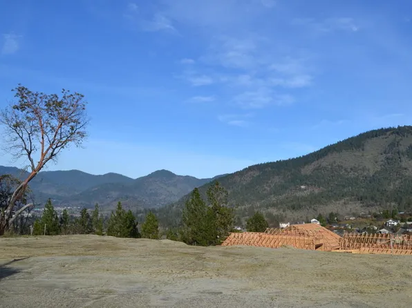 2050 SE Wyndham Way, Grants Pass, OR 97527