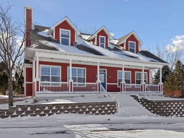 1631 Summit Hl, Eagan, MN 55122