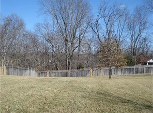 7703 N Kansas Ave, Kansas City, MO 64119