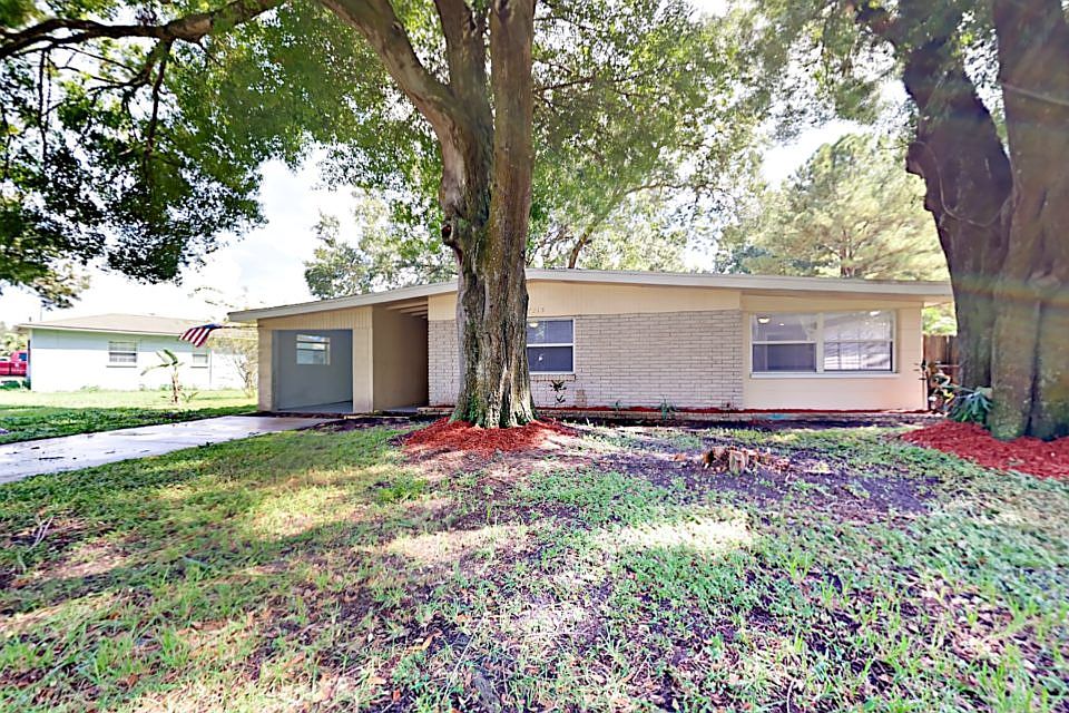 1st image of 6215 Travis Blvd