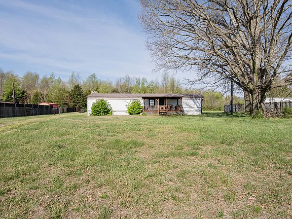 2nd image of 2273 Frazier Rd