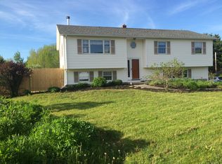 30 Canoe Club Rd, Hampden, ME 04444