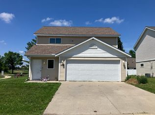 109 Jacob Dr, Mankato, MN 56001