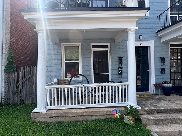 8 N. Auburn Ave. — Photo 4