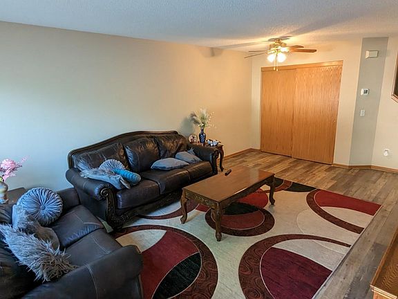 3rd image of 15737 Flackwood Ave