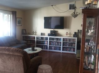 17855 Oatfield Rd, Gladstone, OR 97027