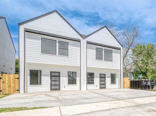 4135 Mallow St #B, Houston, TX 77051