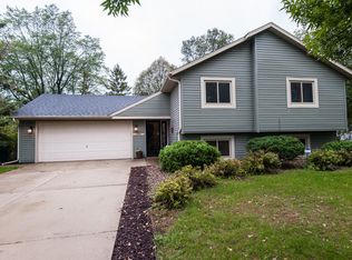 246 River Ct NE, Rochester, MN 55906