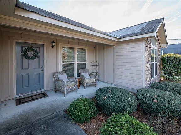 5th image of 141 Lee Road 2191