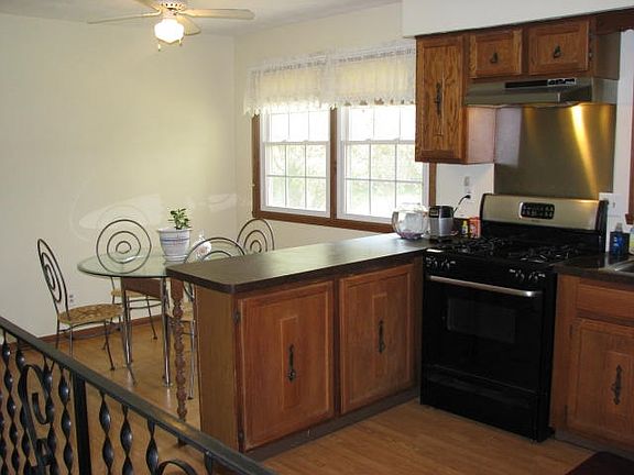 3rd image of 7981 Kahala Ct