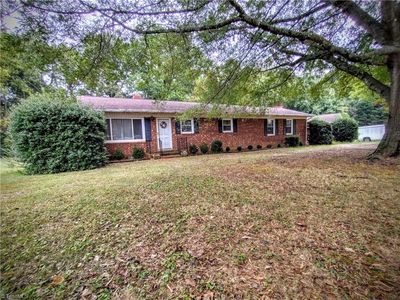 4048 Sherwood Forest Dr, Trinity, NC, 27370