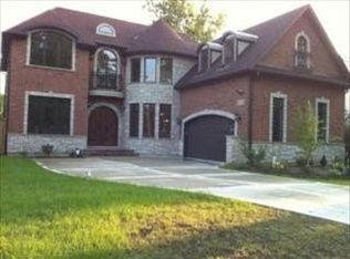 1771 Rogers Ave, Glenview, IL 60025