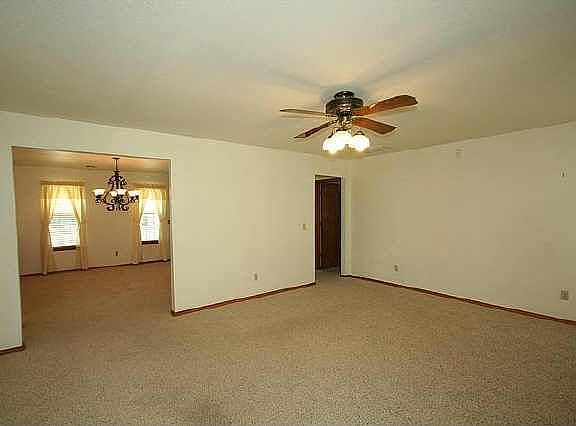 3rd image of 26919 E 82nd St S