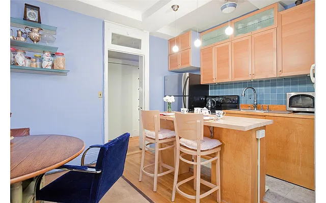 Sold by Douglas Elliman | media 7